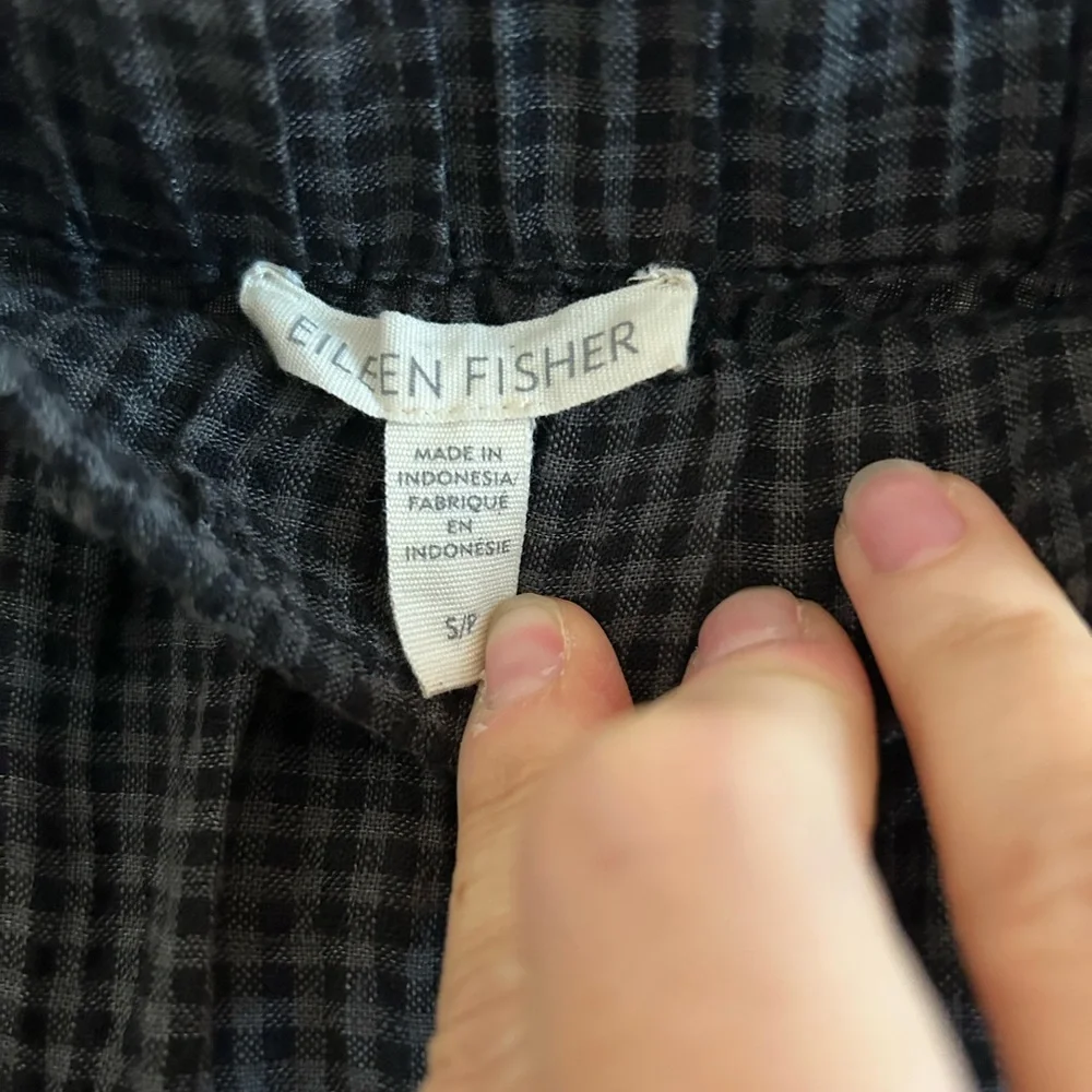 Eileen Fisher puckered linen skirt - Picture 3 of 6